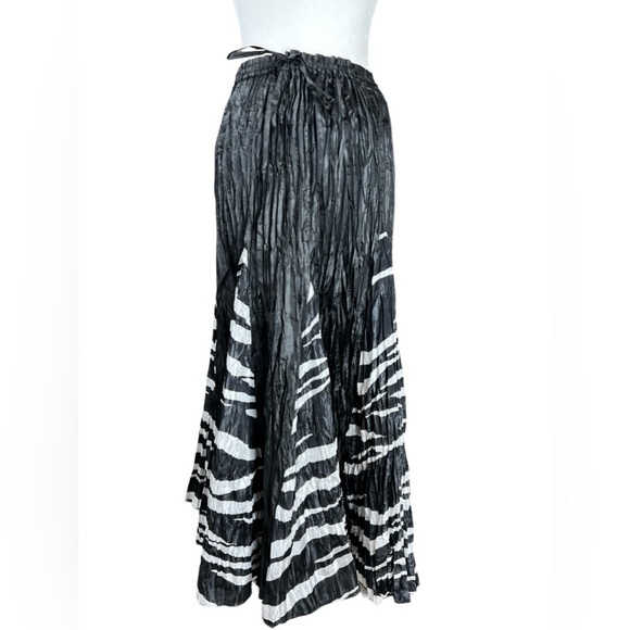 Pleats Collection Zebra Crinkle Maxi Skirt Set Large Y2K Jungle Artsy Bold - Picture 7 of 12